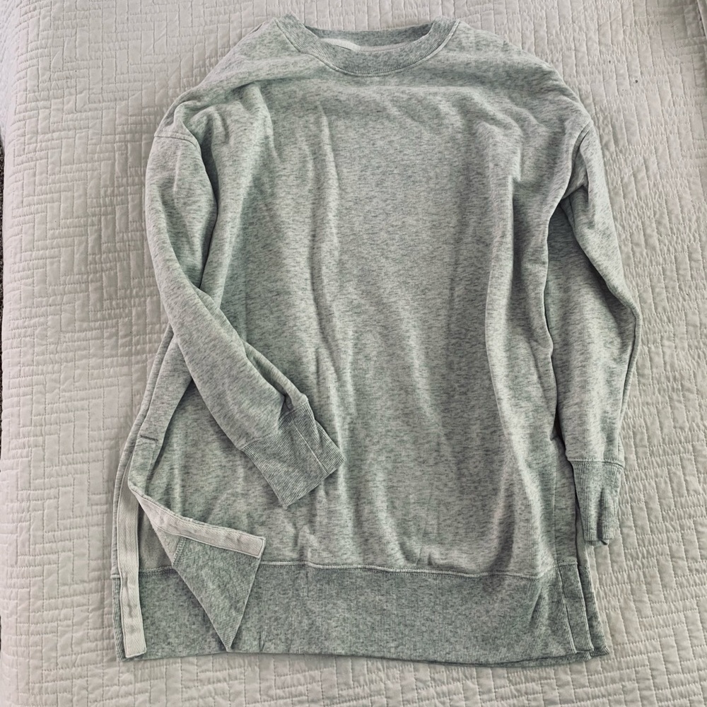 Old navy long tunic sweater with slit grey